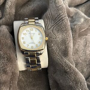Vellaccio Gold and Silver Watch